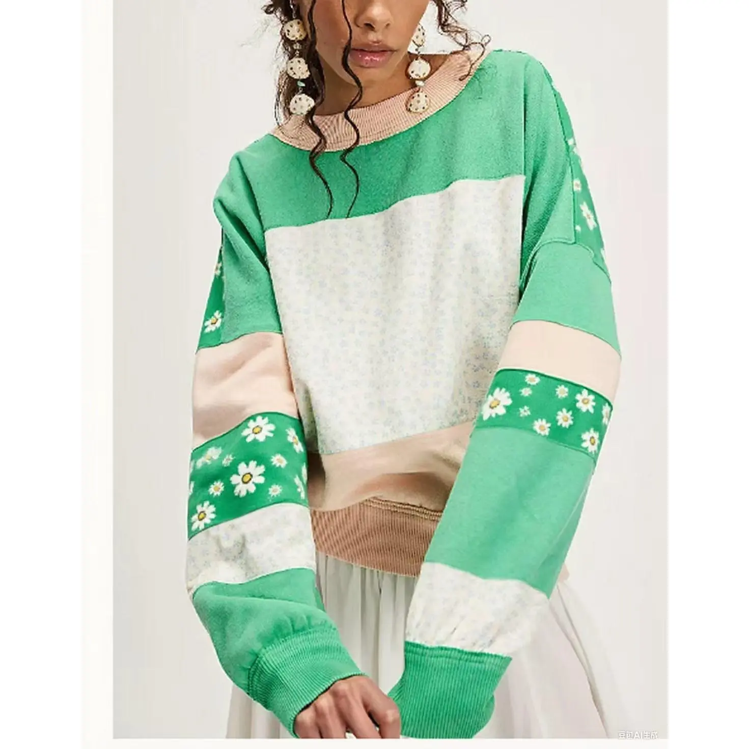 Green Color Block Sweatshirt with Daisy Print Long Sleeve Crew Neck Pullover Top for Women