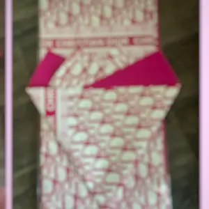 Floral Wrapping Paper Hot Pink and White Design Pattern 20 Sheets Gift Wrap Paper