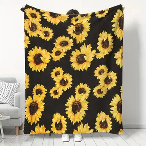 1Pc Cozy Sunflower Fleece Blanket – Soft, Lightweight Throw For Sofa Or Bed, Vibrant Yellow & Black Floral Design, Perfect Gift For Men & Women, Ideal For Travel & Camping, Picnic Blanket