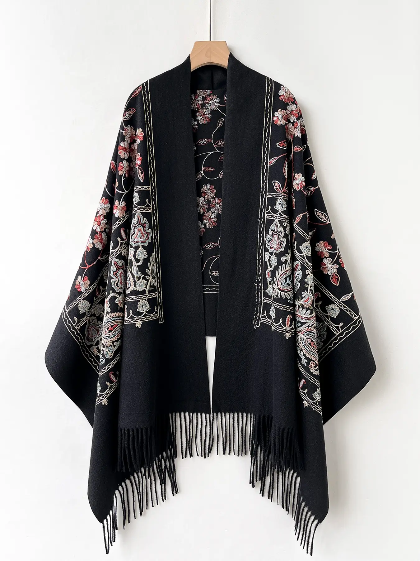 Fashion Casual Floral Embroidered Scarf for Daily Wear, Warm Floral Print Shawl, Floral Pattern Shawl for Autumn/winter, Boho Style Fitted Thick Woven Fabric, Perfect Decoration