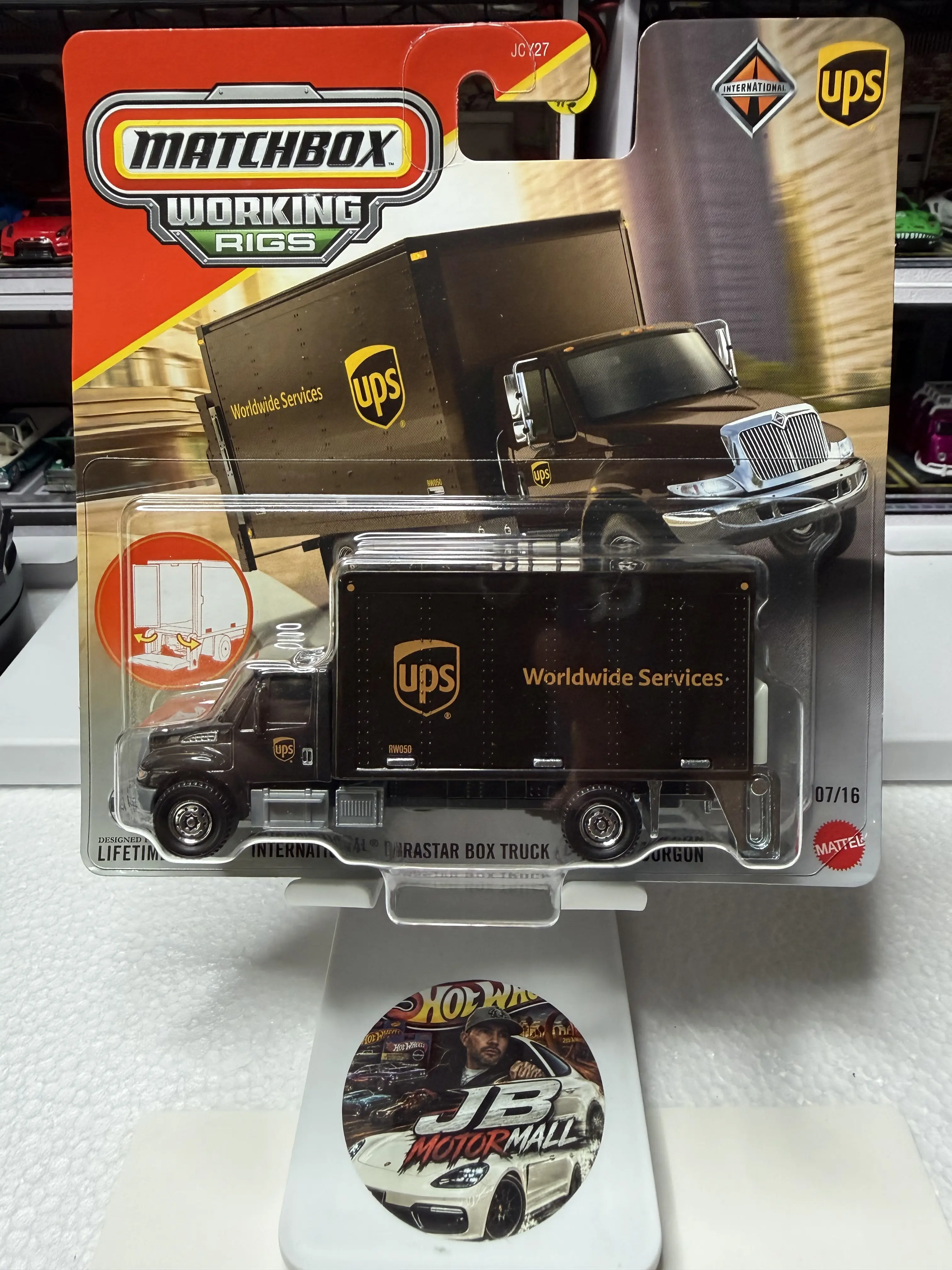 2026 Matchbox Working Rigs #07 International Durastar Box Truck in a UPS livery.