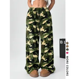 Women's Camo Flannel Casual Pants, Straight Leg Design with Convenient Pockets, Fashionable Comfortable Sleepwear, Perfect for All Seasons