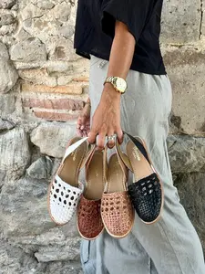 Huarache Sandal - Hippie Vintage - Mexican Style - Colorful Leather -Mexican Huaraches