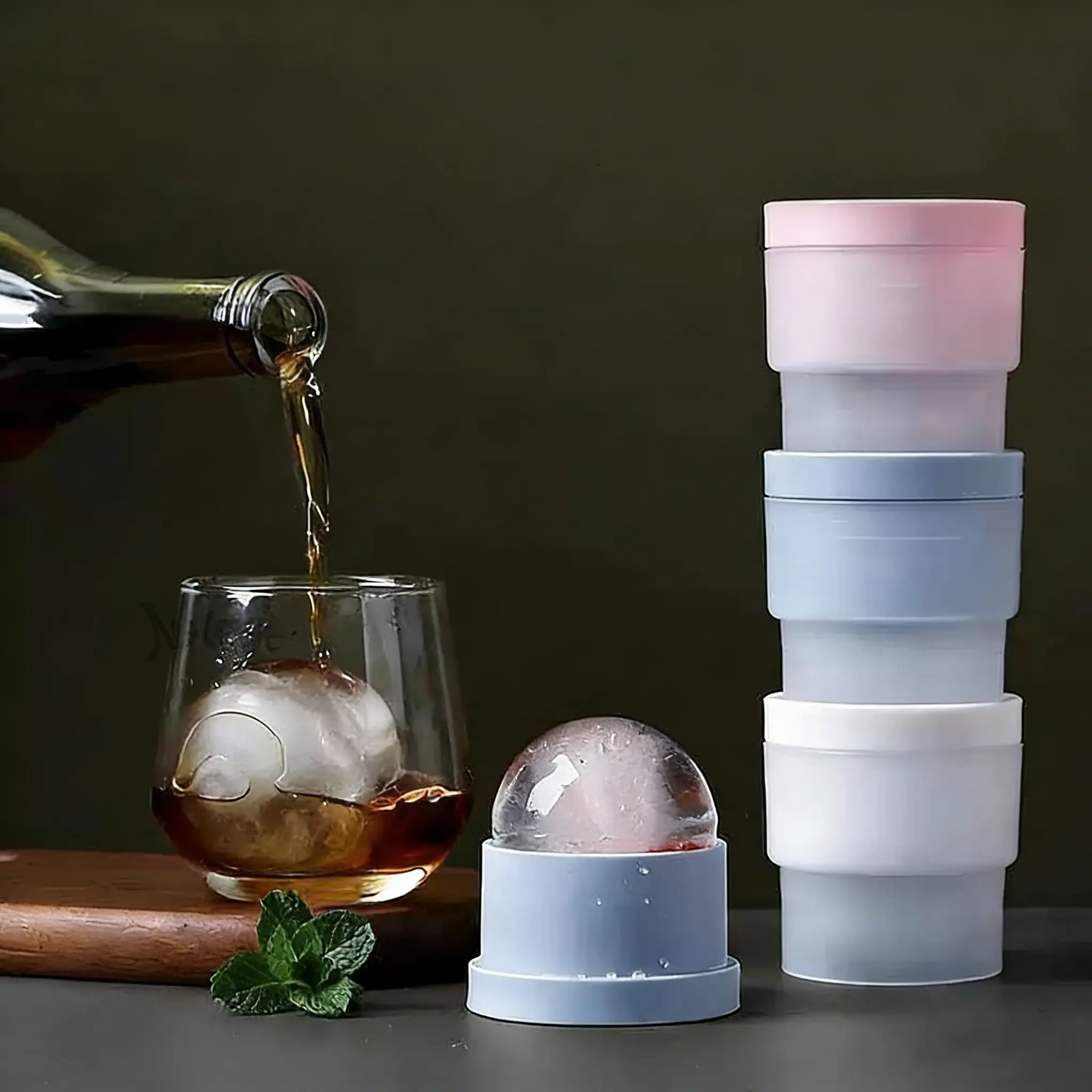 2.5-inch diameter round ice ball, ice ball mold set (3-piece), suitable for whiskey cocktails and bourbon; kitchen utensil, perfect for beverage display, Drink, Ice Cubes