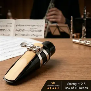 b Clarinet Reeds Strength 2.5, Traditional Premium Resin/Bamboo Reeds for Advancing Beginners & Intermediate Students, Woodwind Instrument Accessories for School Bands & Daily Practice, Easy to Play with Rich Tone, 10 Pack