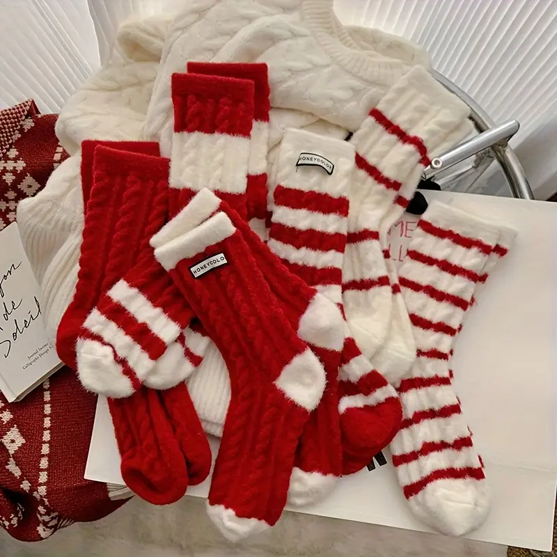 Women's 5-Pair Festive Christmas Socks Set, 5 Double Mixed Knit Calf High Styles, Super Soft Holiday Warm Wear, 1-Size-Fits-All, Ideal Gift For Women, Casual, One-Size