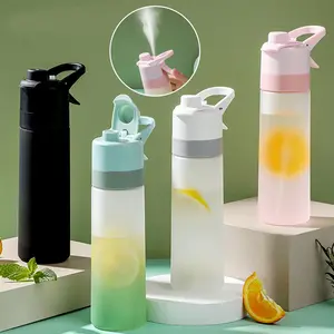 Cute and Fashionable Spray Water Bottle - 700ml for Portable Outdoor Hydration
