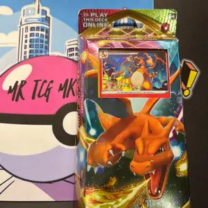 Pokémon TCG: Sword & Shield-Vivid Voltage Charizard Theme Deck (Sealed)