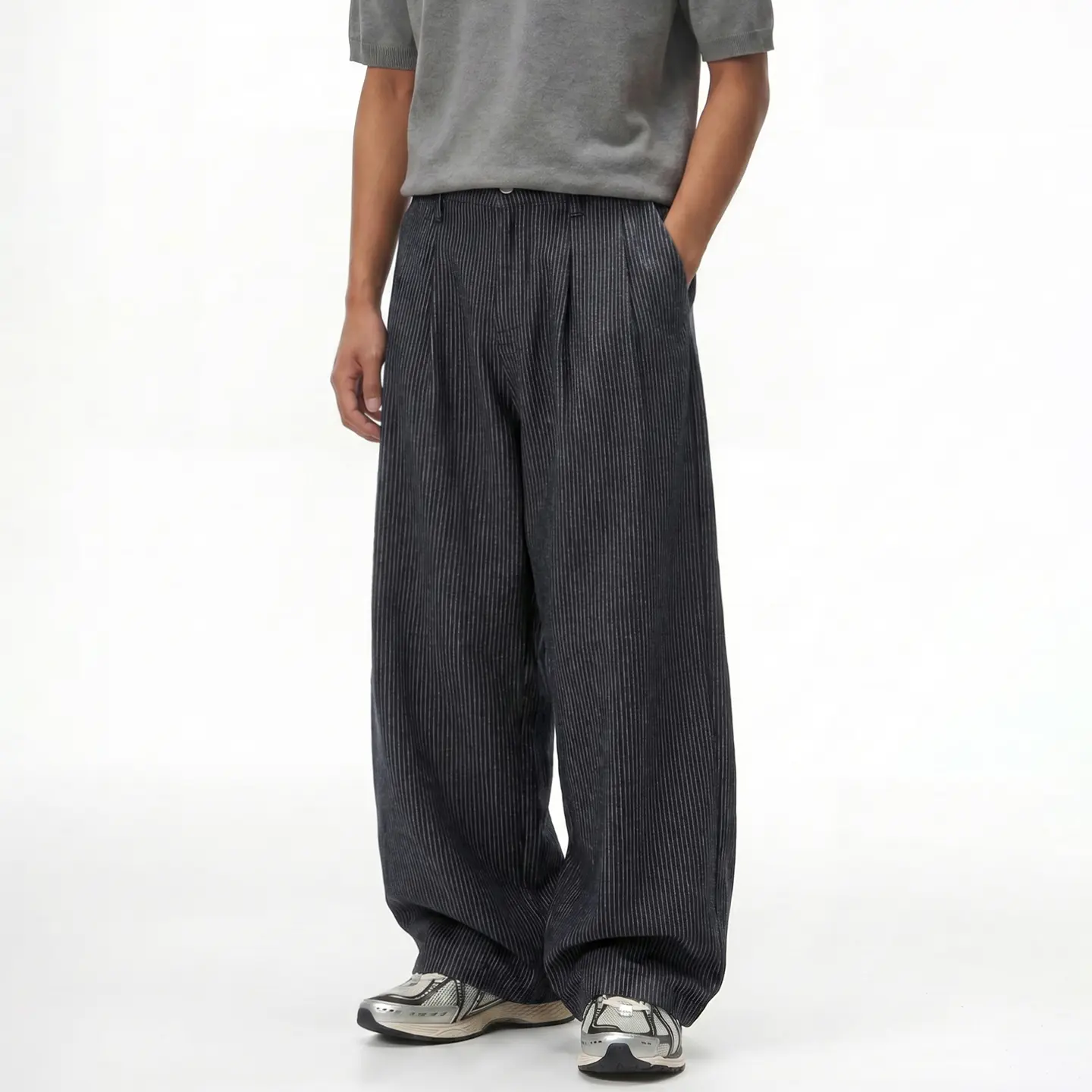Men’s vintage vertical striped casual pants for spring/autumn, elastic waistband, wide straight cut, floor-length, relaxed fit, breathable, versatile, slimming striped trousers