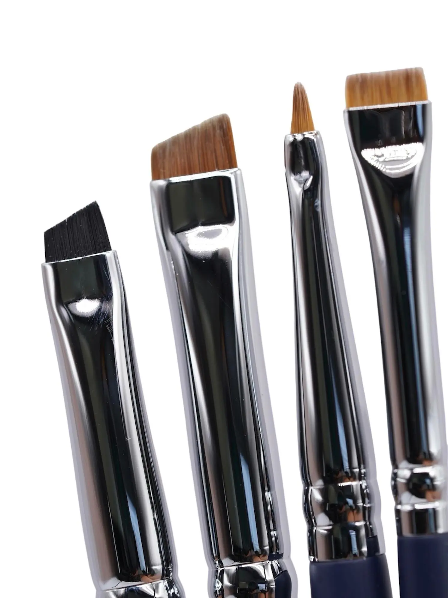 ANAMANIA Eyeliner Brush for Perfect Winged Eye Makeup