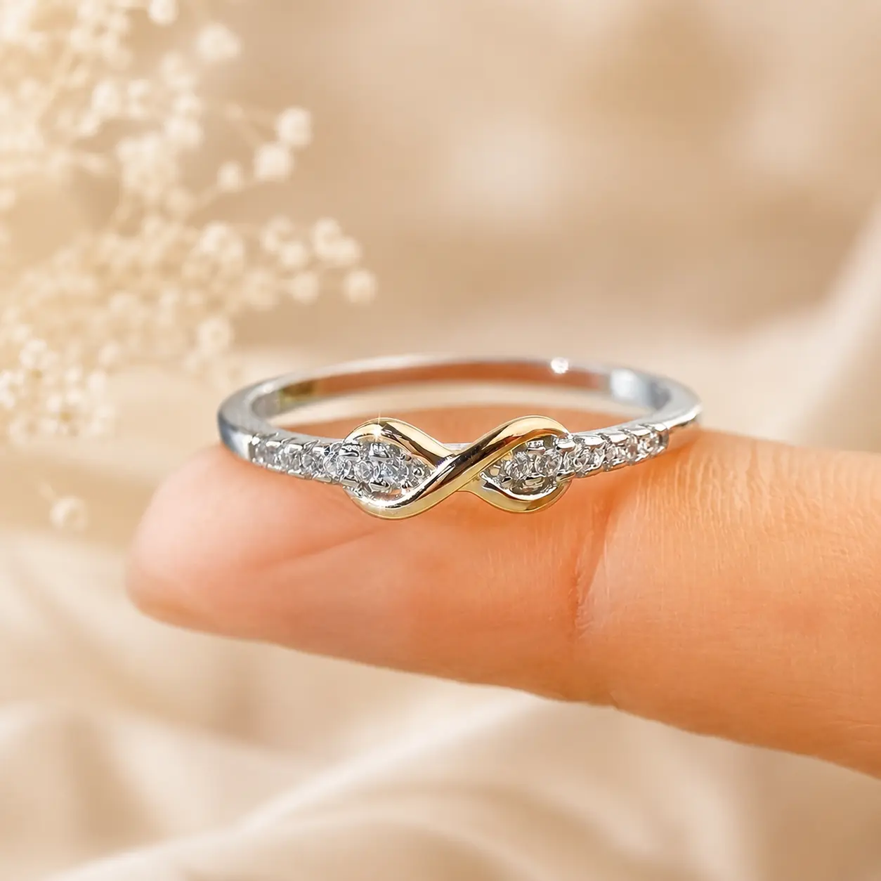 Women's Elegant Bohemian Infinity Ring - 8-Segment Color Separation Design, Synthetic Cubic Zirconia, White Gold-Plated Copper, Ideal Jewelry Gift for Bohemian Enthusiasts' Everyday Wear