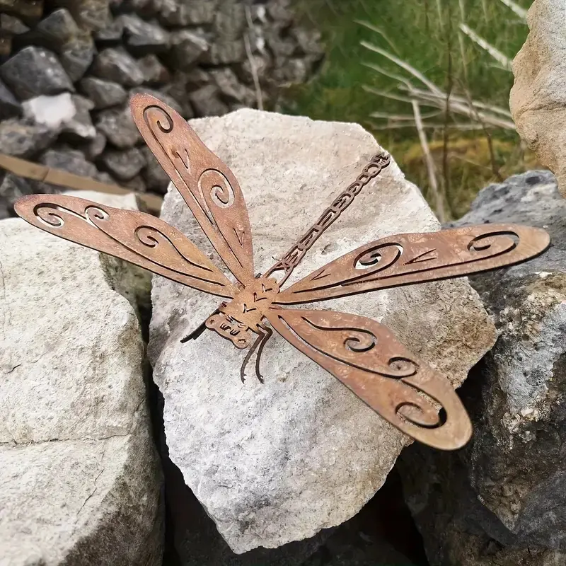 Rustic Metal Dragonfly Garden Statue, Decorative Art Style Sculpture, Exterior Decorative Statues, Durable Outdoor Home & Garden Decoration, No Battery Needed, Garden Sculptures And Decor