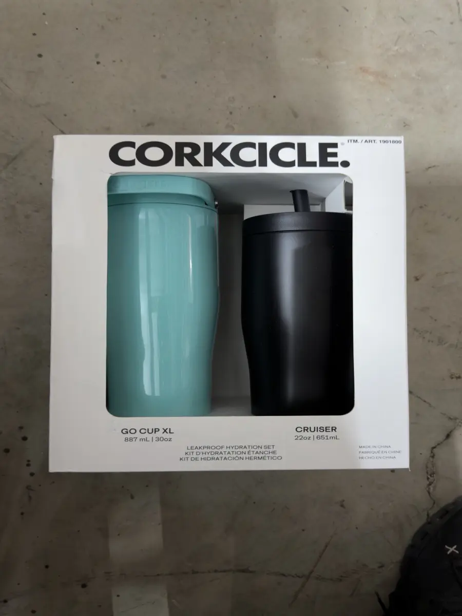 Corkcicle 2-Pk Vacuum Flask Drinkware Gear Set - 30oz Portable Stylish Reusable Go Cup XL, 22oz Leakproof Cruiser Water Bottle, Leak Proof Tumbler, Green/Black