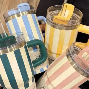 20oz Striped Retro Insulated Cup, New Handle Straw Cup, Multiple Colors Available, Small Capacity Travel Cup, Mother's Day Gift, Graduation Season Gift, Wedding Season Gift, Insulated Mug