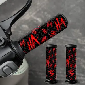 Motorcycle Handlebar Sticker, Waterproof Sun Protective Durable Scratches Self-adhesive Electric Motorcycle Universal Handlebar Diamond Texturizer Anti-slip Decorative Sticker Decal Motorcycle Stickers