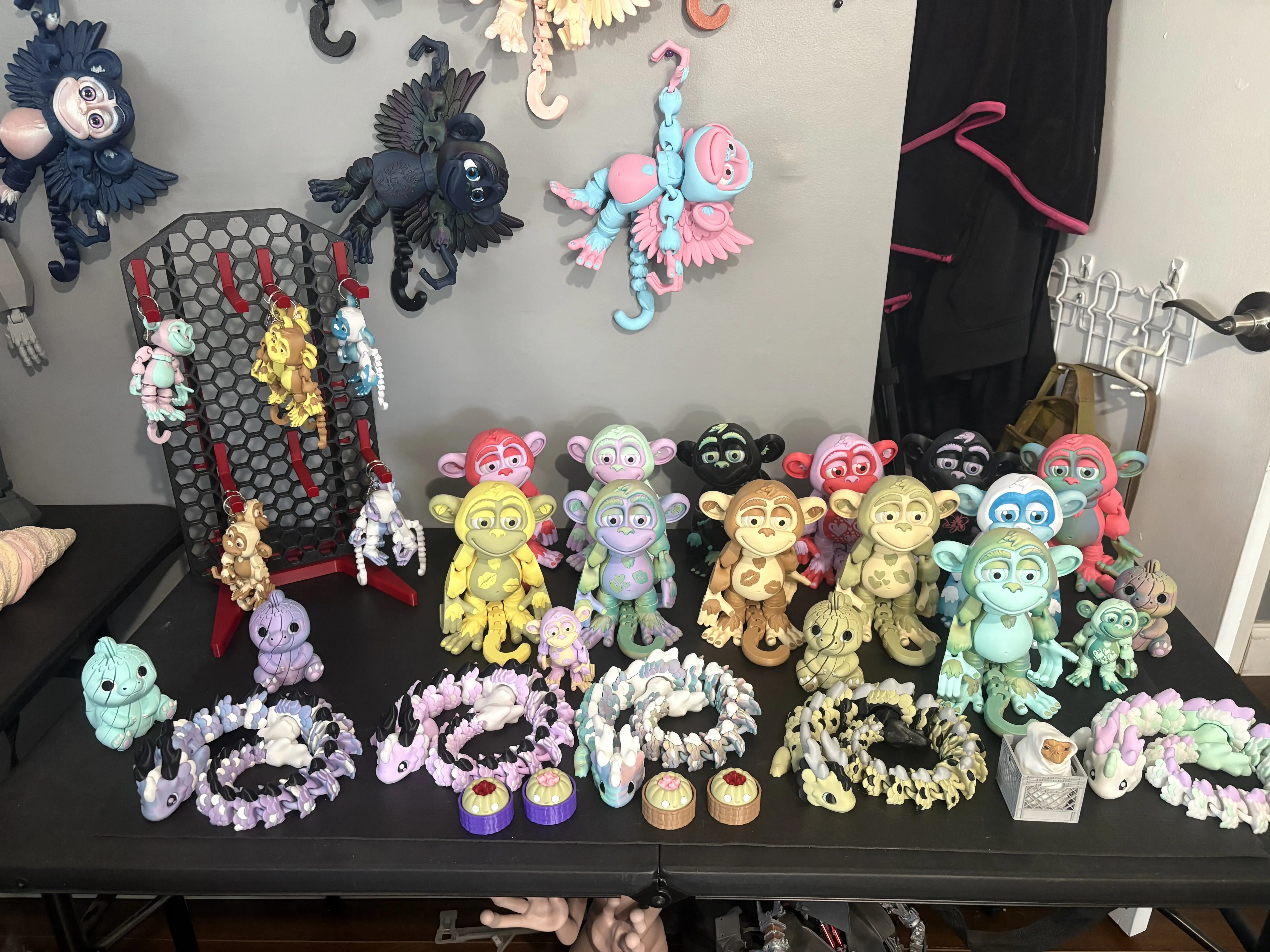 Customizable 3D Figurines Build-Your-Own Box, Home Decor Statues for Living Space Accent