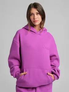 Comfrt | Oversized Minimalist Hoodie