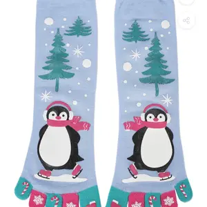MeMoi Skating Penguin Toe Socks