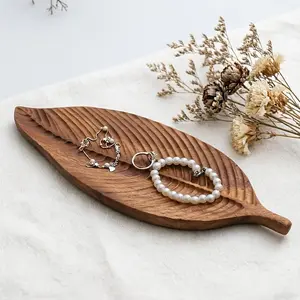 1pc Walnut Tray, Aromatherapy Tray, 11.6-Inch Wooden Jewelry Tray, Leaf-Shaped Decorative Tray, Bathroom Storage Tray, Home Decor
