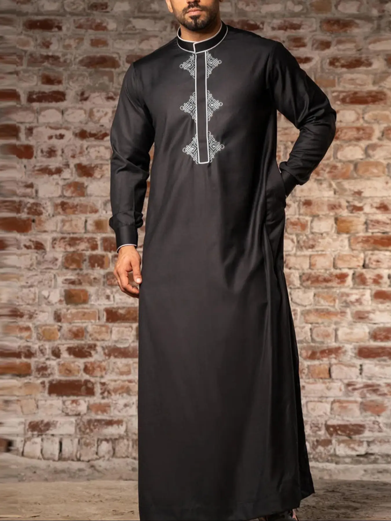 Arab Islamic Muslim Traditional Men's Clothing, Authentic Saudi Thobe, Collared Style Thobe, Traditional Arabic Robe, Classic Robe with Embroidery Collar, Perfect for Ramadan & Special Occasions