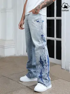 New fashionable men's pants on the high street, men's embroidered and diamond-encrusted denim jeans, heavy-duty rivet art embroidery flared style, western-style embroidery stacked micro-flared jeans, instantly become a hit upon wearing