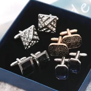 Novelty Luxury White Crystal Cufflinks for Mens Women Design Cuffbutton Shirt Jewelry Tie Accessories