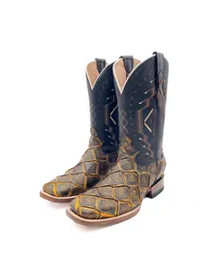 Cowboy Boot Rustic Brown Pirarucu Bass