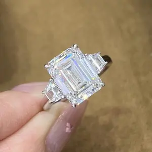 【5CT】9K Lab-Grown Emerald Cut Ring/ D5.12ct + 0.689ct | LF4815