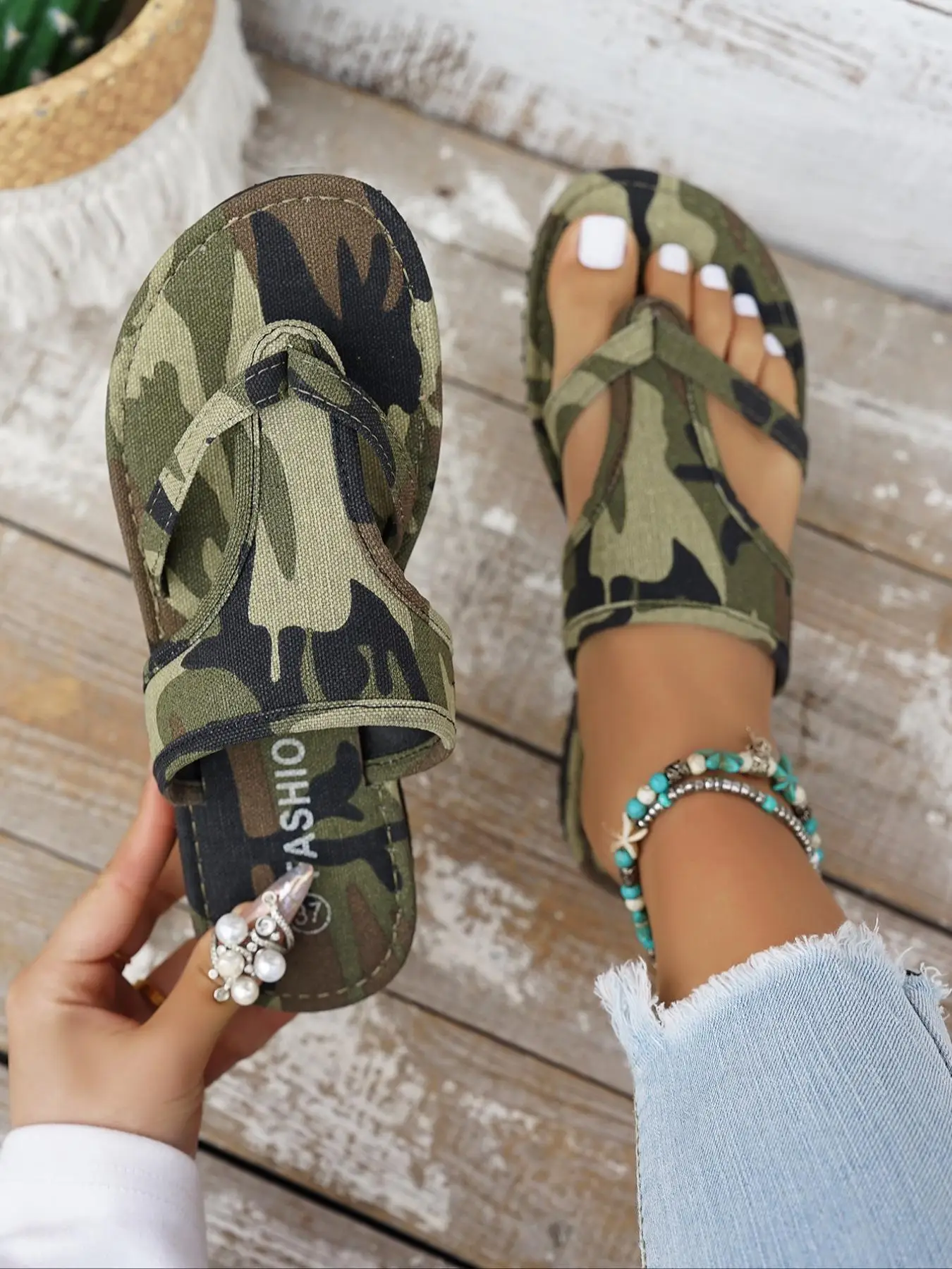 Women's Fashionable Camo Print Slides, Casual Comfortable Flat Sandals for Beach, Lightweight Breathable Slippers for Indoor & Outdoor Wear, Walking S