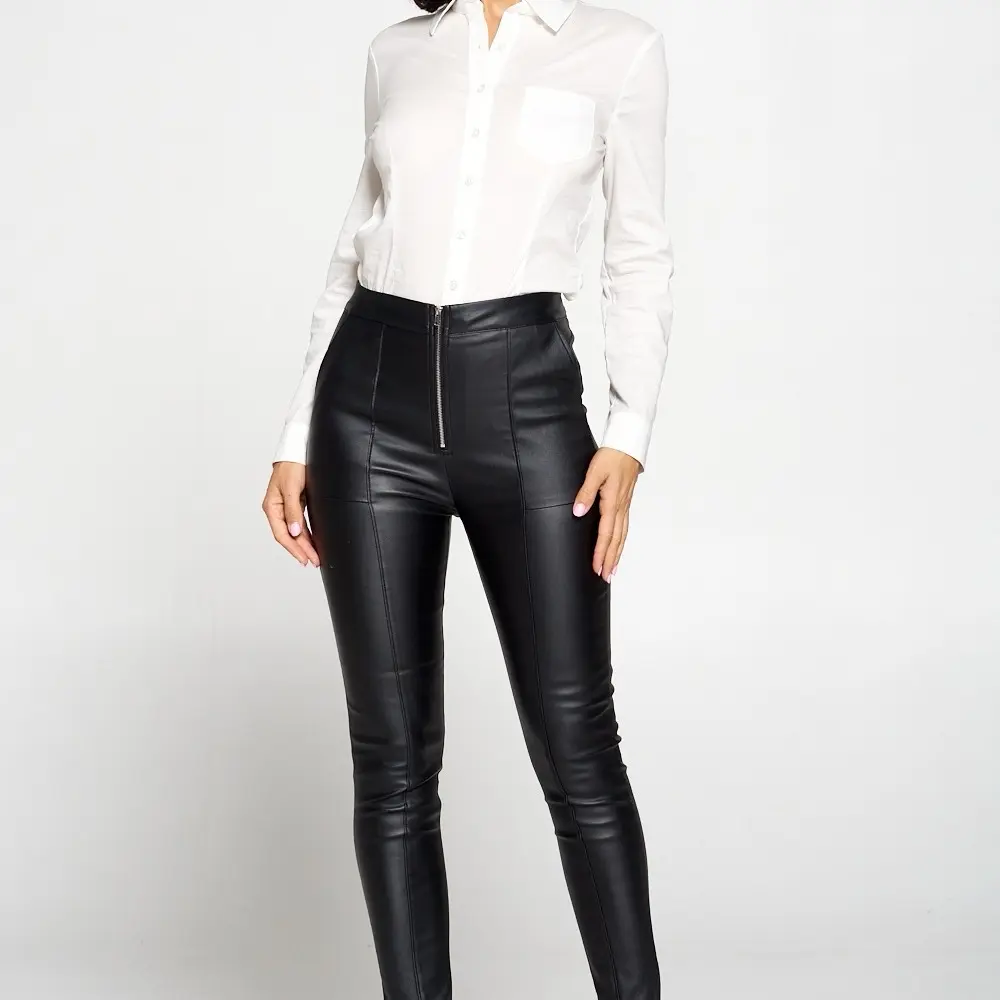 HIGH WAISTED LEATHER PANTS