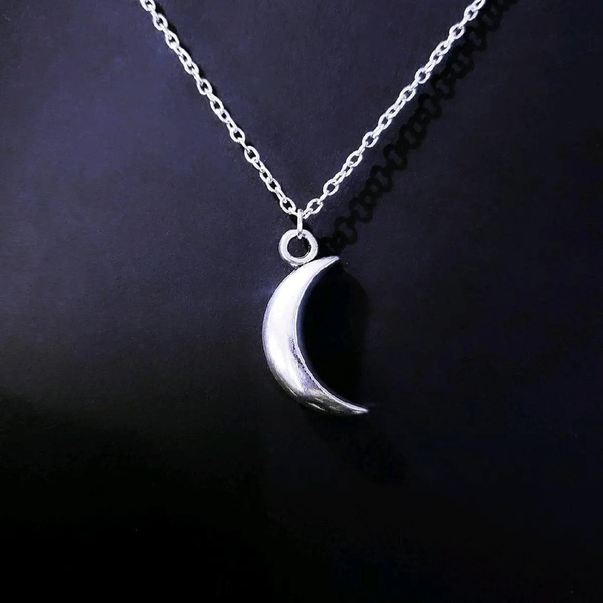 Silver Crescent Moon Choker Silver Crescent Moon Choker