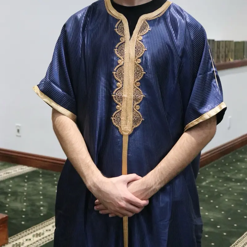 Men's Embroidered Contrast Binding Thobes, Casual Notched Neck Batwing Sleeve Long Thobes, Summer Outfits 2024, Fashion Men's Islamic Clothing, National Day Clothing
