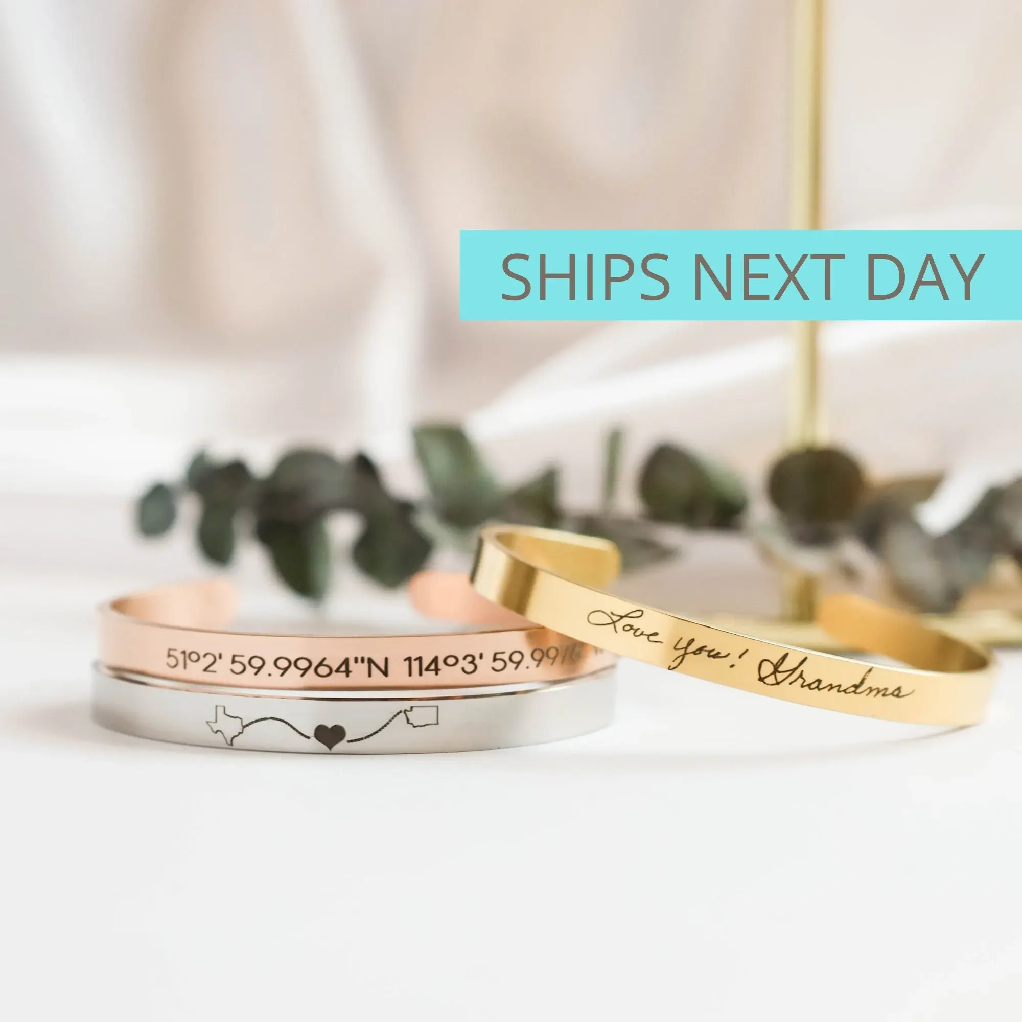 Engraved Cuff bracelet, Personalized Cuff Bracelet, Name Bracelet, Personalize Bracelet, Personalized Jewelry, Personalized Gift