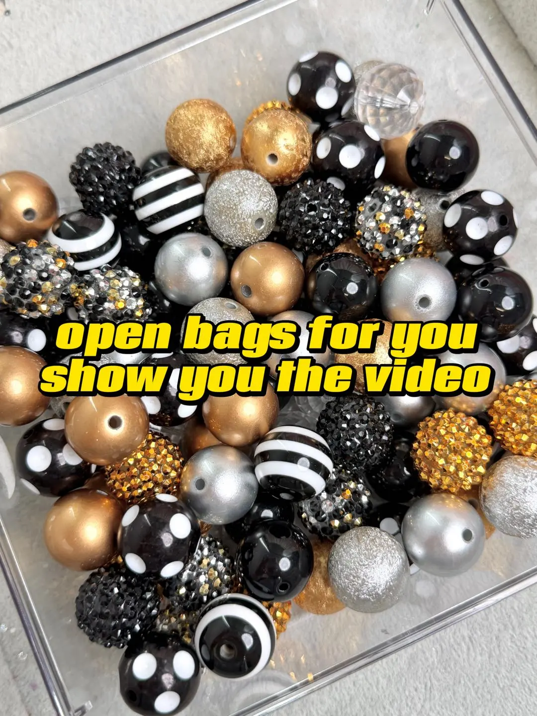 Tara(10277)gc.Midnight Glamour mixed color beads
