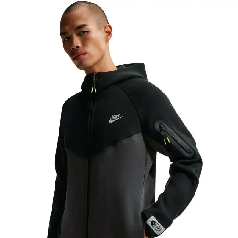 Men's Athlete Jacket, Lightweight Tech Fleece Windrunner Style Outerwear with Pockets, Full-Zip for Workout and Running, Athlete Jackets, Lightweight Sports Jacket
