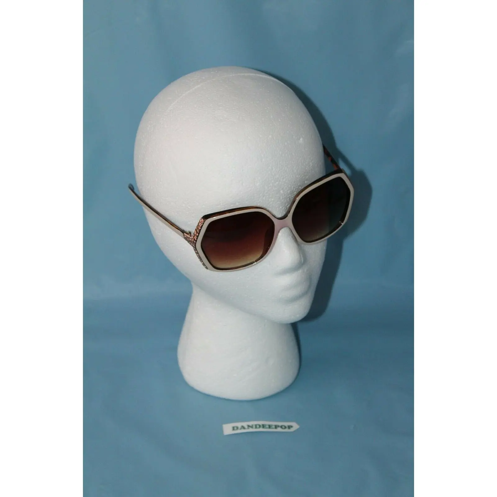 Rocawear Women's Fashion Sunglasses Brown Tortoiseshell With White Trim
