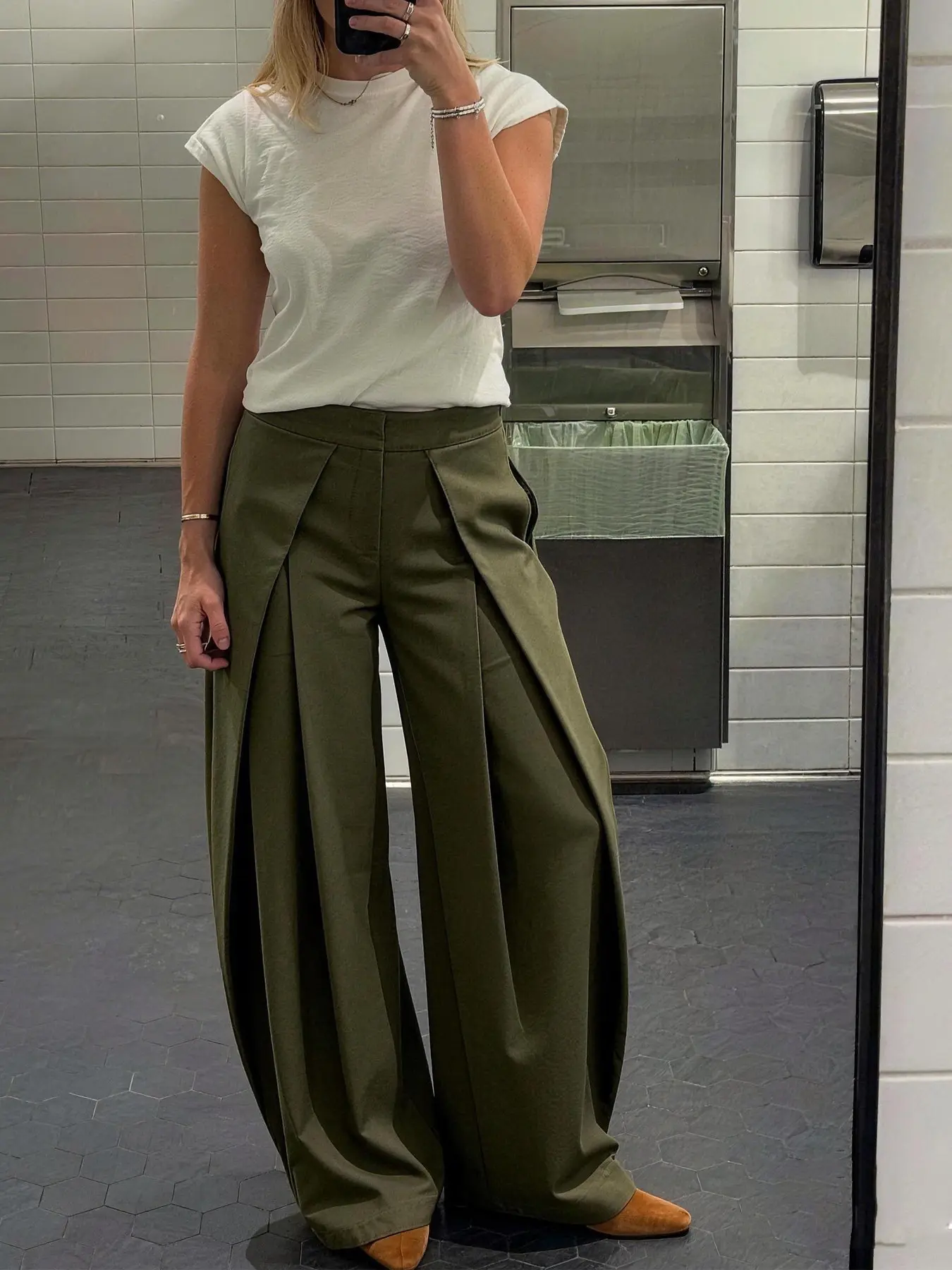 wide pleated trousers - TikTok Shop