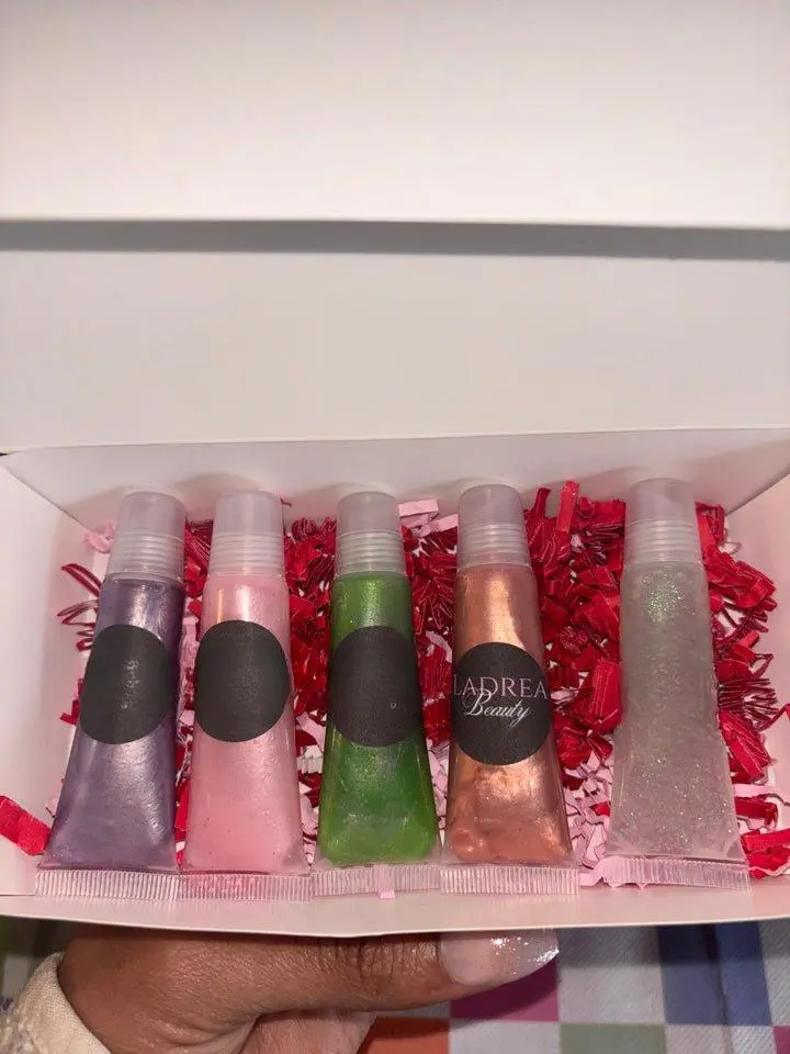 LaDrea Beauty Gloss Heaven 7-Pack - Ultimate Lip Gloss Collection with Rich Hydrating High-Shine Shades for Every Mood