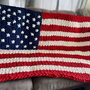 Handmade American Flag Chunky-knit Throw Blanket