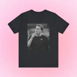 Joe Burrow T Shirt, Gift for Joe Burrow Fans, Bengals Girlfriend Gift, Gift for Football Fans Women