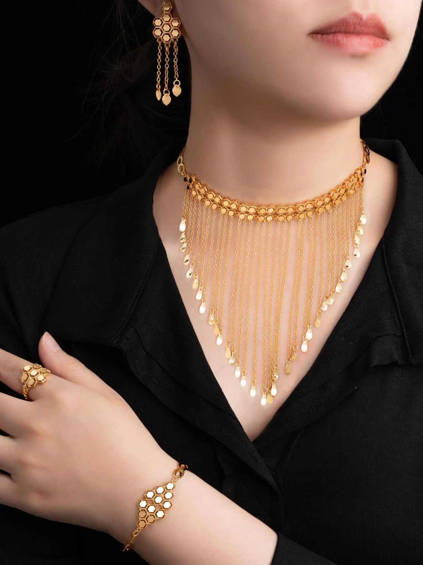 Elegant 5-Piece Wedding Party Jewelry Set, 22K Gold-Plated Copper Materials, Starry Design V-Shaped Tassel Necklace Gift Set, Jewellery Gift Set