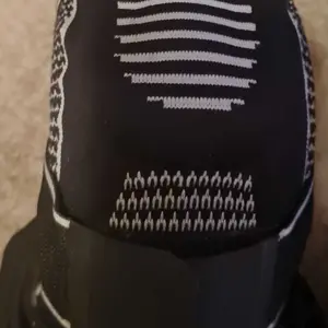 OLLAS Knee Braces, 2-Pack, Knee Support Compression Sleeves, Fitness Sports Knee Braces, Women's & Men's Compression Suitable for Running, Fitness, Basketball