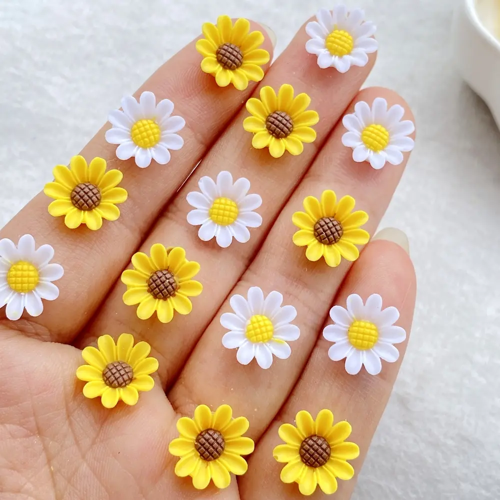 60pcs vibrant hybrid resin mini sunflower seed flat flower statues, Resin Sculptures for Nail Art Design, wedding DIY, scrapbook, jewelry crafts, and accessories