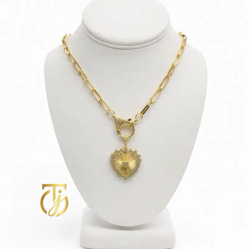 Turvik Jewelry Aura Heart Necklace - Clip style chain with heart pendant for daily use non tarnish fashion jewelry