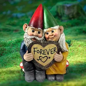 Romantic Resin Garden Gnome Couple Statue, Resin Sculptures, Statues Figurines, Collectible Outdoor Tabletop Decor for Valentine's Day Gift, Unique Home Decoration, Garden Accessories