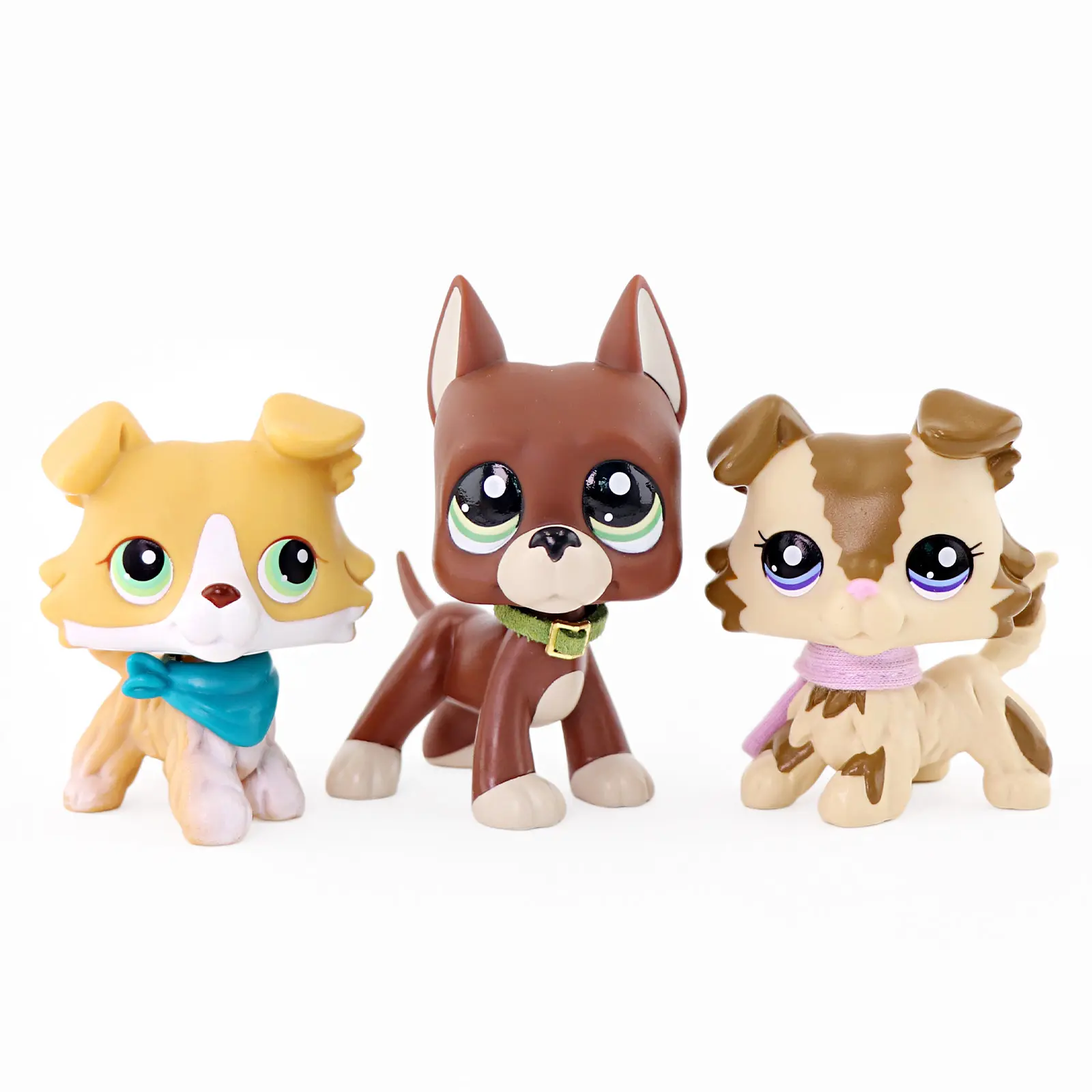 3 Pcs Mini Collectible Kitty Figurines - Kawaii Painted Cat Statues with Bow, Scarf, Medal Accessories, Eye-Catching Decorative Desktop Topper for Hobby Collectors