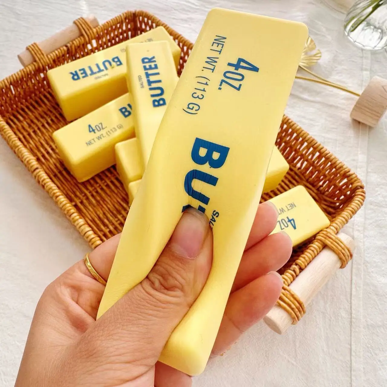 Cream Scented Butter Squeeze Squishy Toy, Slow Rebound Cream Stick Soft Fidget Toy, Calming Anxiety Hand Toy, Ideal Present for Every Holiday & Occasion