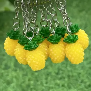 10pcs Realistic Pineapple Keychains, Cute Tropical Fruit Charms with Chain Links, Durable Resin Bag Pendants, Party Favors, Birthday Gifts, Keychain For Bags