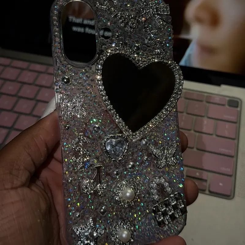 IPhone 16 junk case