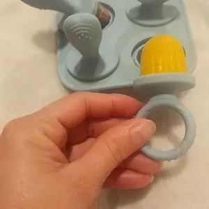 Silicone Ice Pop Molds Popsicle Mold Set of 4, BPA-Free Reusable Baby Ice Cream Maker, Easy Release Non-Toxic Material, Perfect for Kids' Snacks